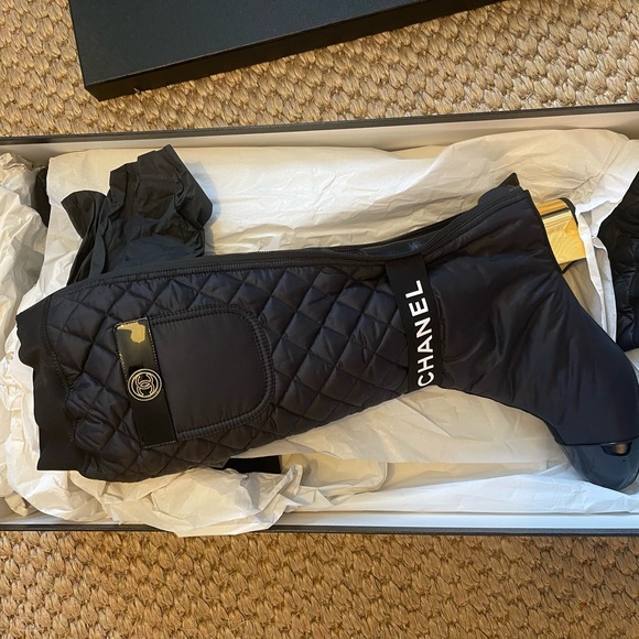 Chanel Mixed Fiber two in one boots. NIB. 39 EU. - Picture 3 of 5